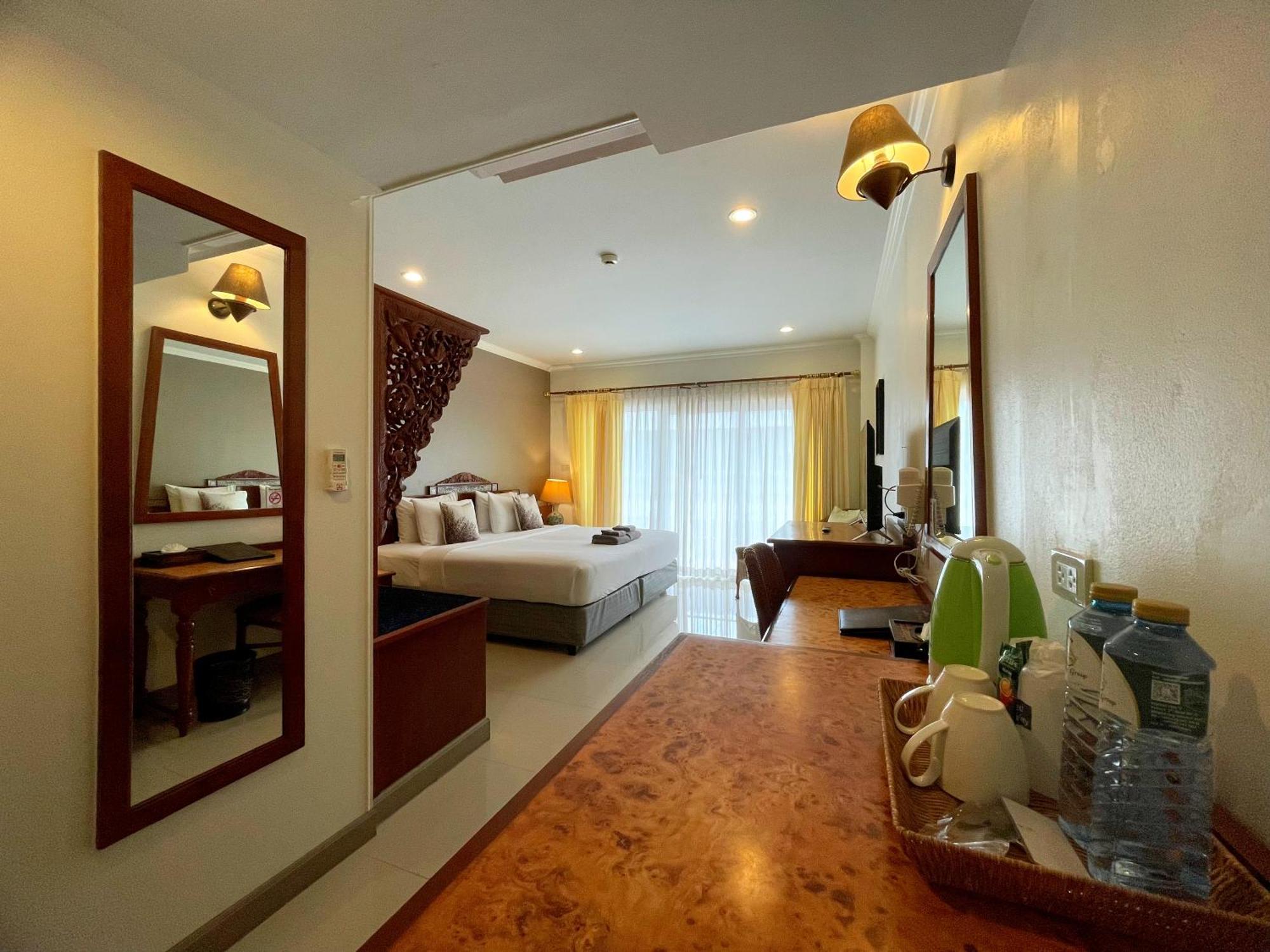 Sabai Sabana Hotell Pattaya Exteriör bild