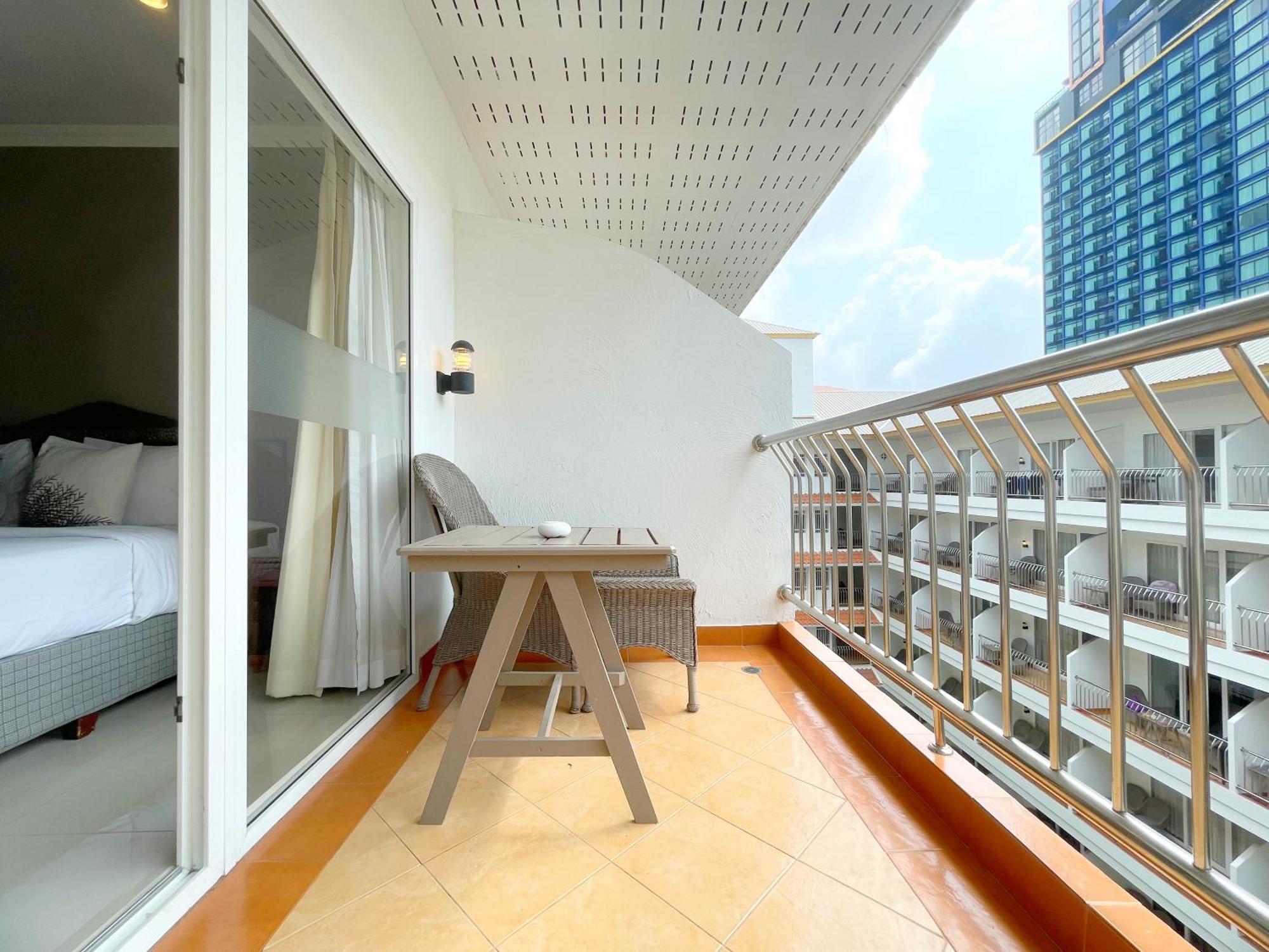 Sabai Sabana Hotell Pattaya Exteriör bild