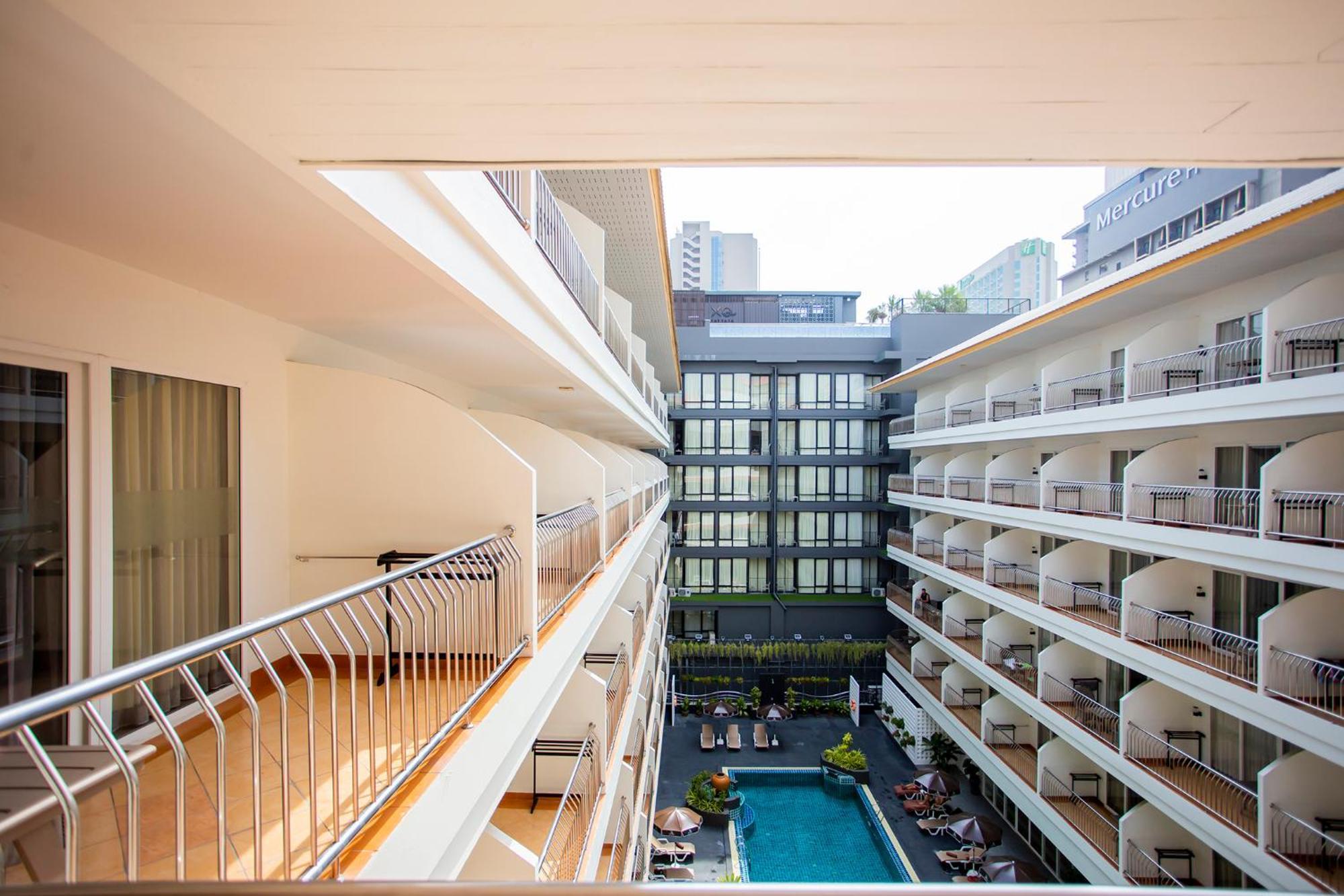 Sabai Sabana Hotell Pattaya Exteriör bild